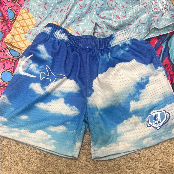 Baseball Lifestyle 101 Shorts Lot - Picture 5 of 9
